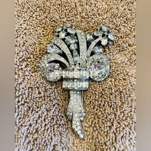 Vintage Eisenberg Fur Clip